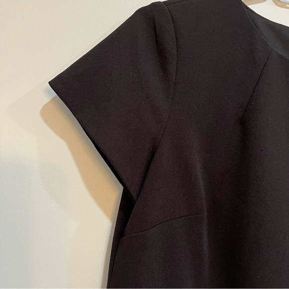 Tommy Hilfiger Classic Scuba Crepe Two Pocket Dress - Picture 5 of 9